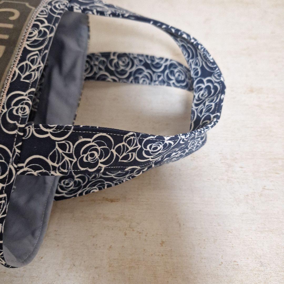 激レアポメラニアンパネル生地　ハンドメイド　ミニバック