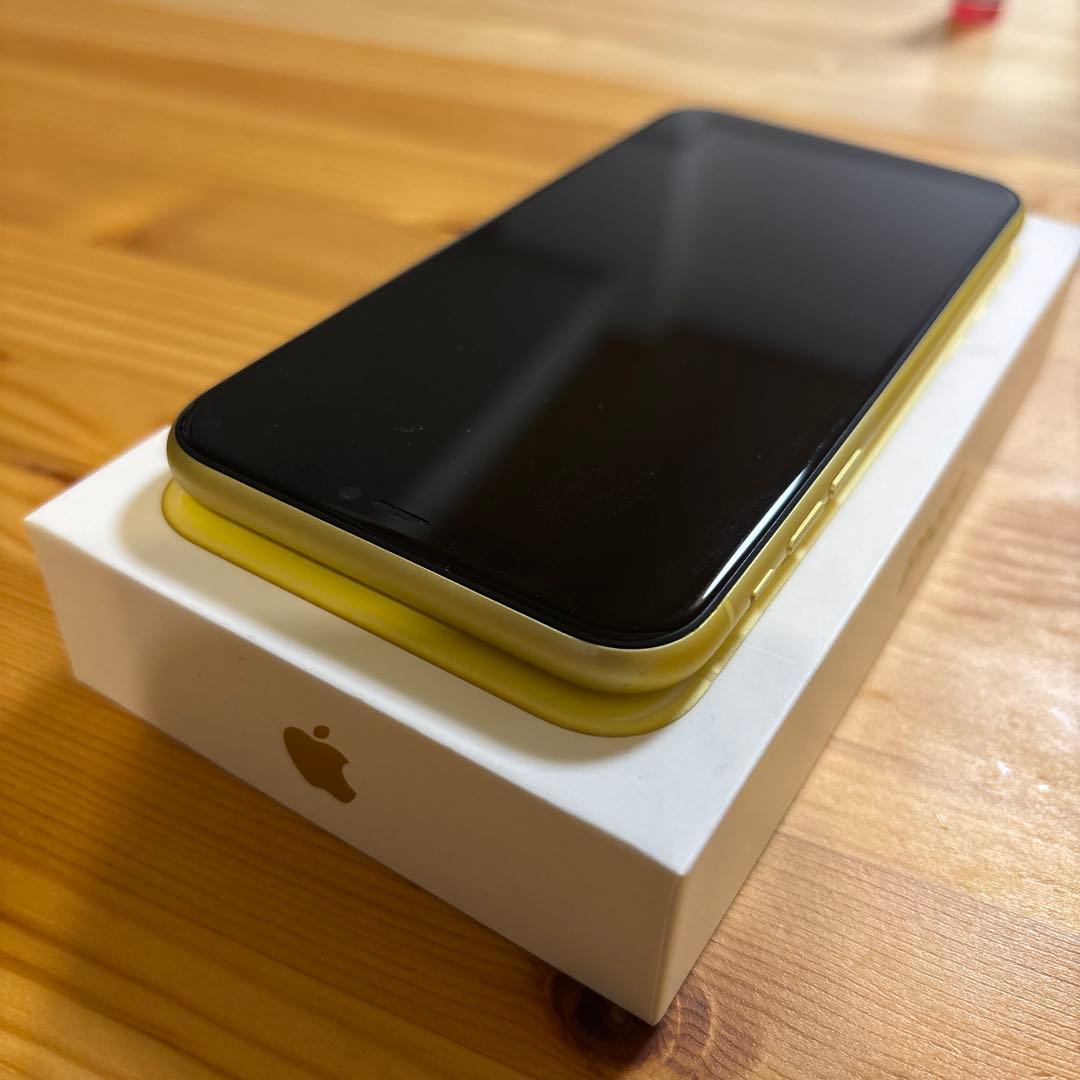 Apple iPhone 11 64GB イエロー 本体