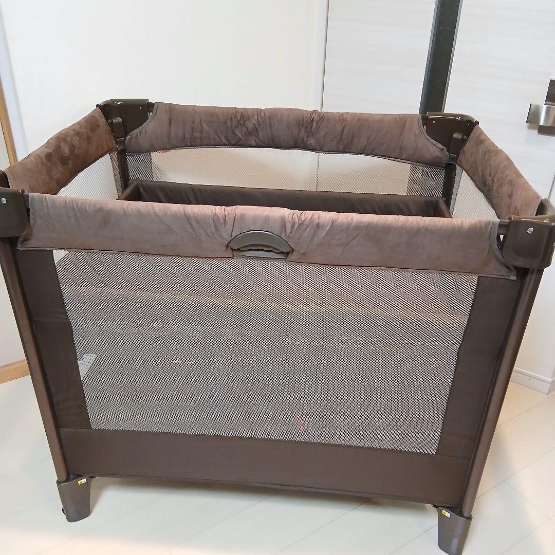 アップリカ ココネルエアープラス ベビーベッド ブラウン 洗えるマット