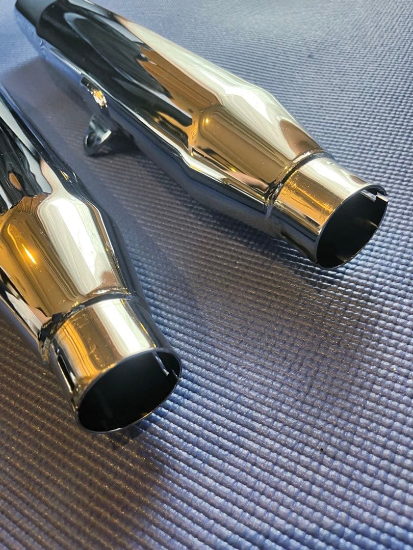 スポーツスター　北米マフラー　16mmパンチアウト