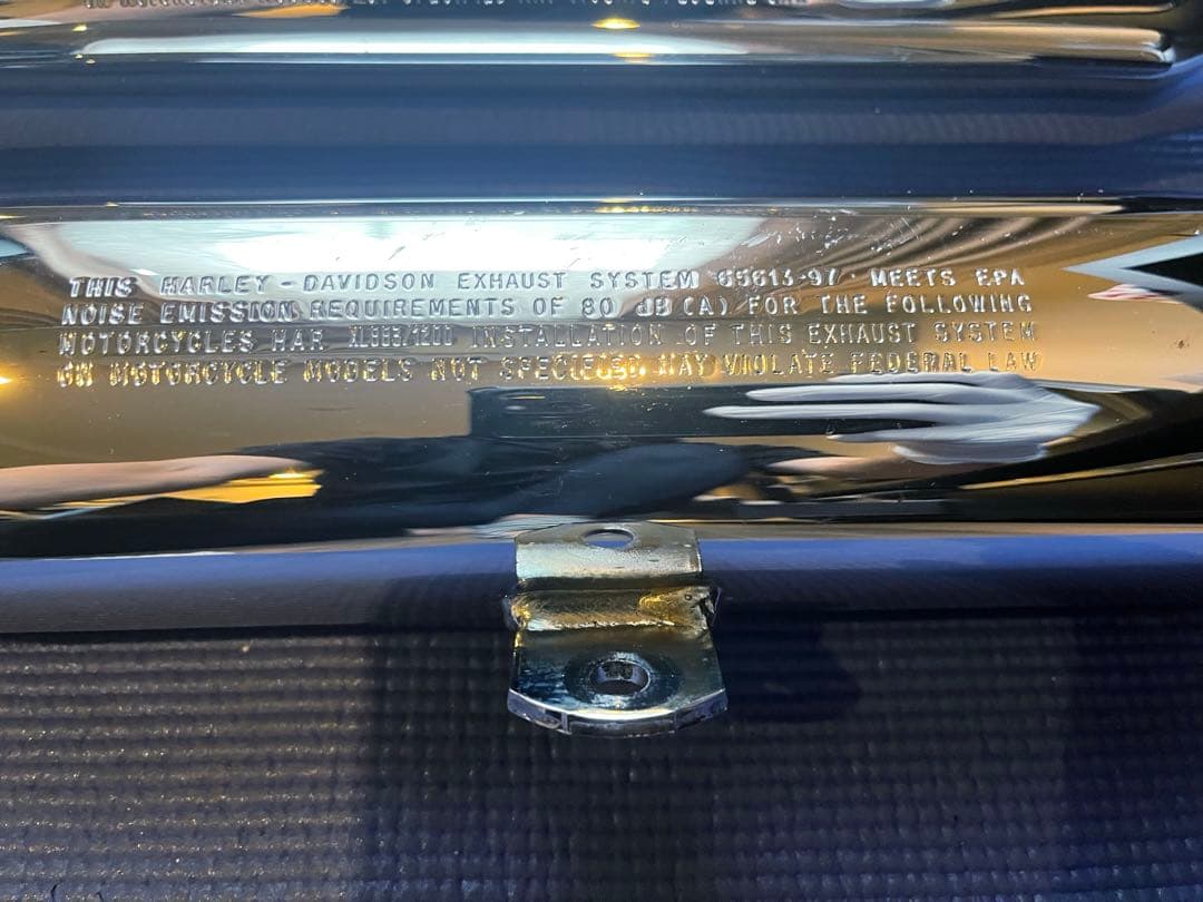 スポーツスター　北米マフラー　16mmパンチアウト