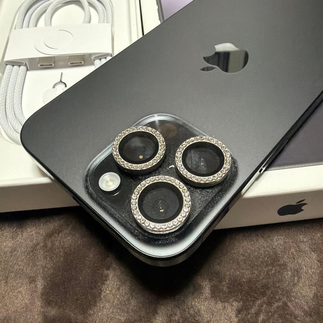 美品iPhone16ProMax 256GB SIMフリー ブラックチタニウム