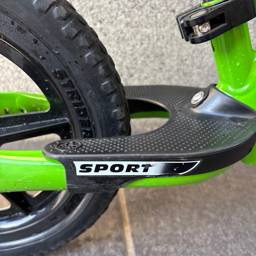 STRIDER スポーツ　バランスバイク ペダル無し 12インチ　グリーン