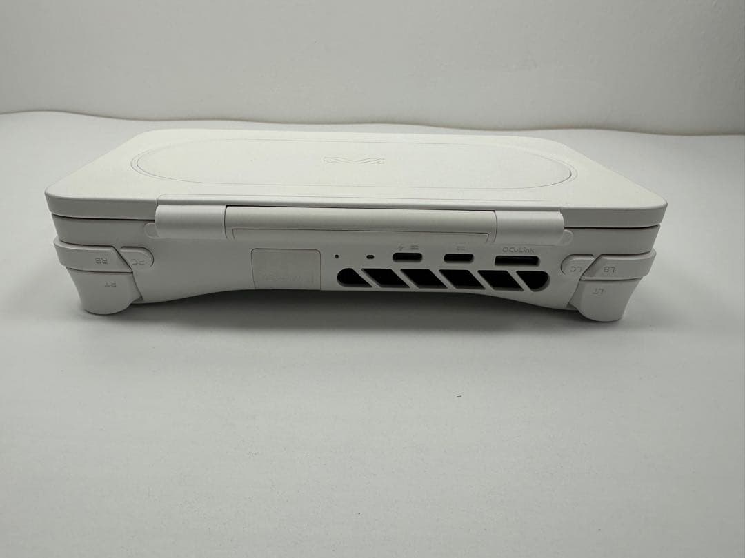 美品 Ayaneo flip ds 7840u 16GB/512GB