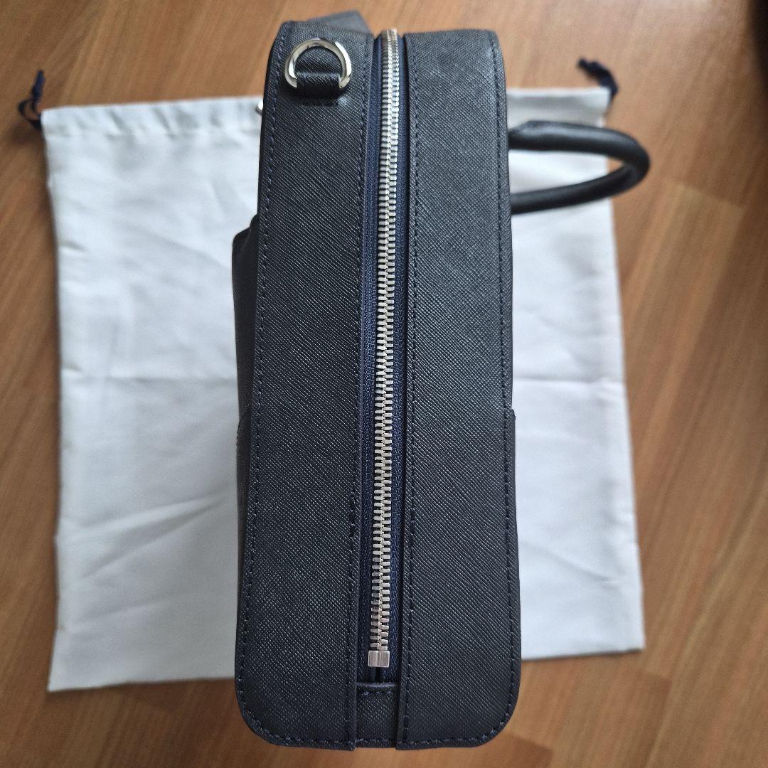 【美品】ペッレモルビダ Capitano CA015-NAVY