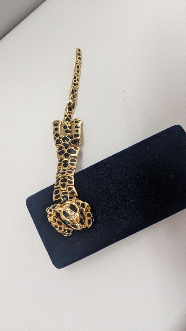 【美品】ヴィンテージ グリーンアイ 豹 ブローチ アクセサリー