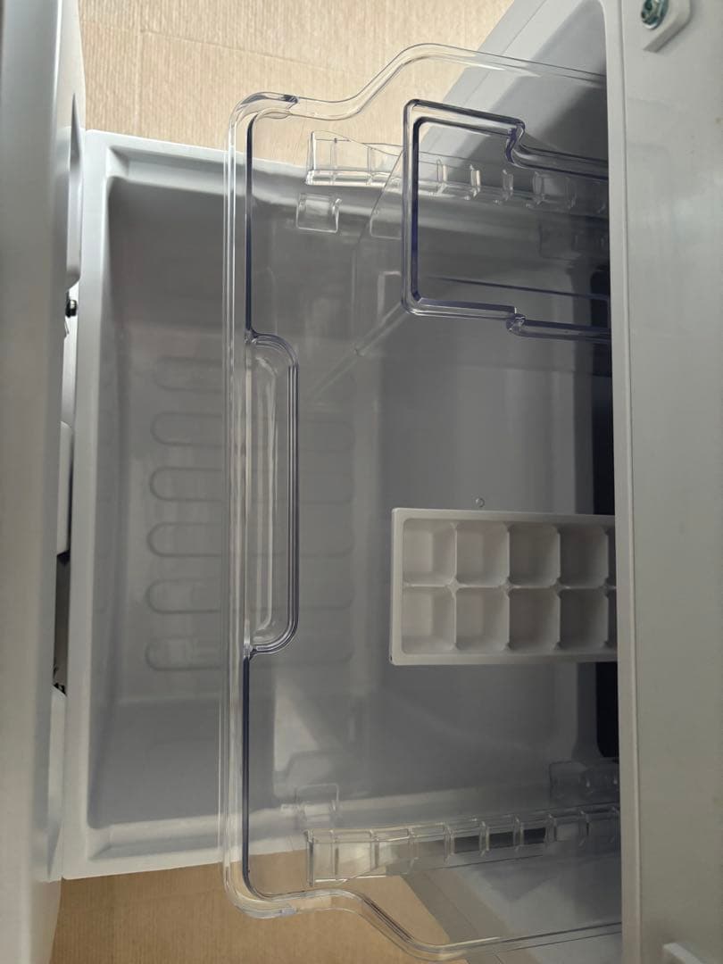 冷蔵庫 SHARP シャープ SJ-D15H 一人暮らし2022年製 152L