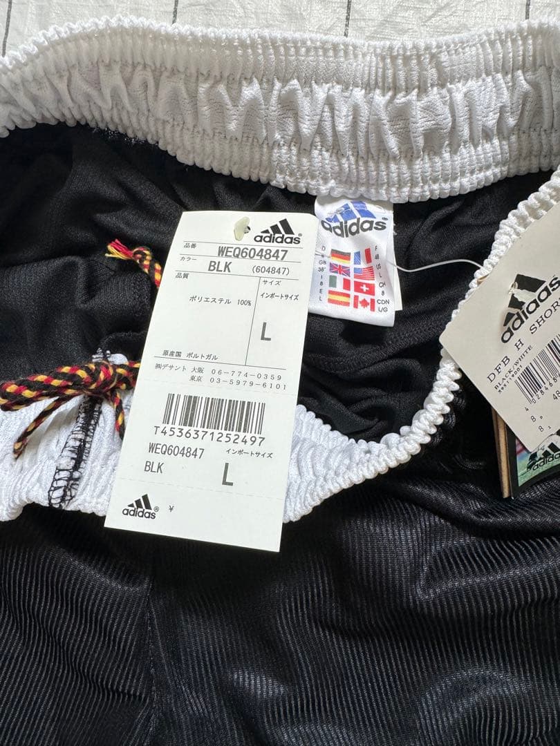超激レア　adidas ドイツ代表　ショートパンツ　デッドストック　新品未使用品