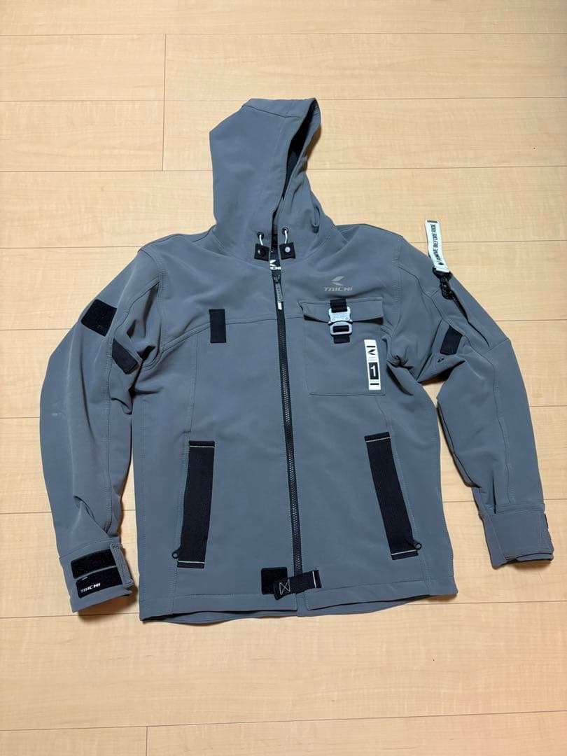 胸部プロテクター付きグレージャケット