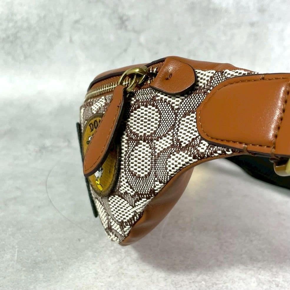 限定 極美品 COACH ×Disney チャーター ベルトバッグ レザー 茶