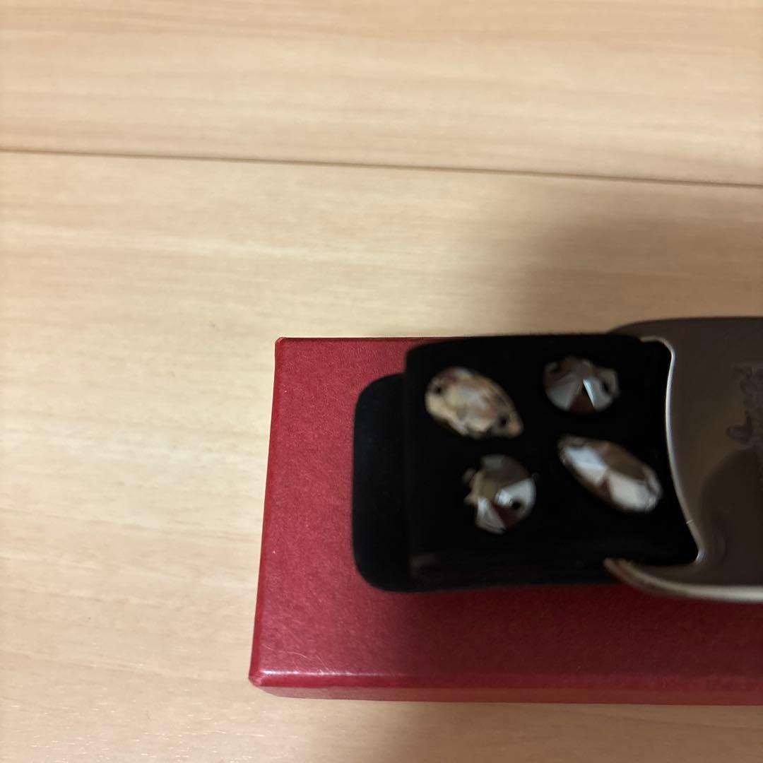 正規品♡フェラガモ バレッタ　スワロフスキー　ビジュー　黒　リボン