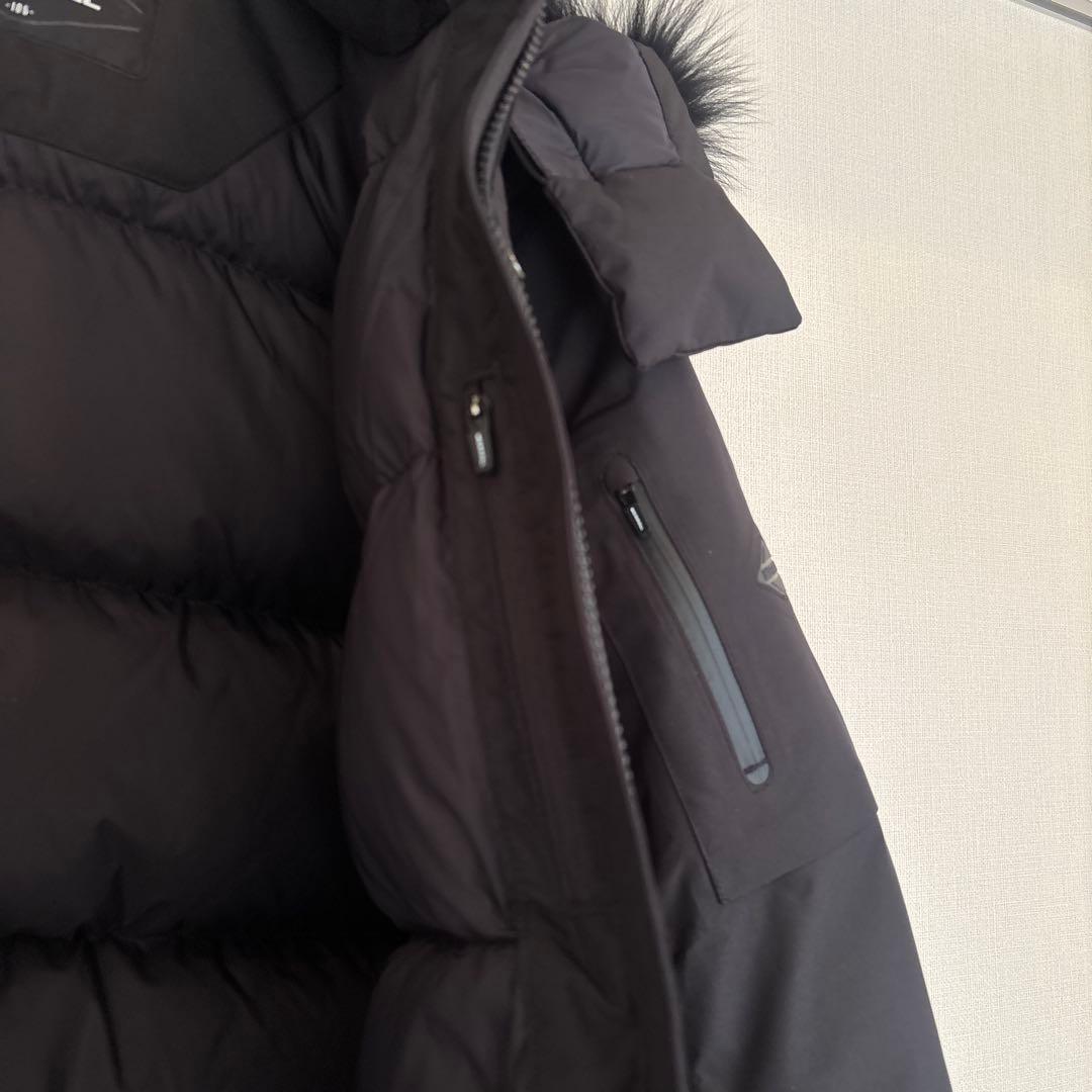 【試着のみ】定価10万円ゴアテックスMERRELユニセックス、ダウンジャケット