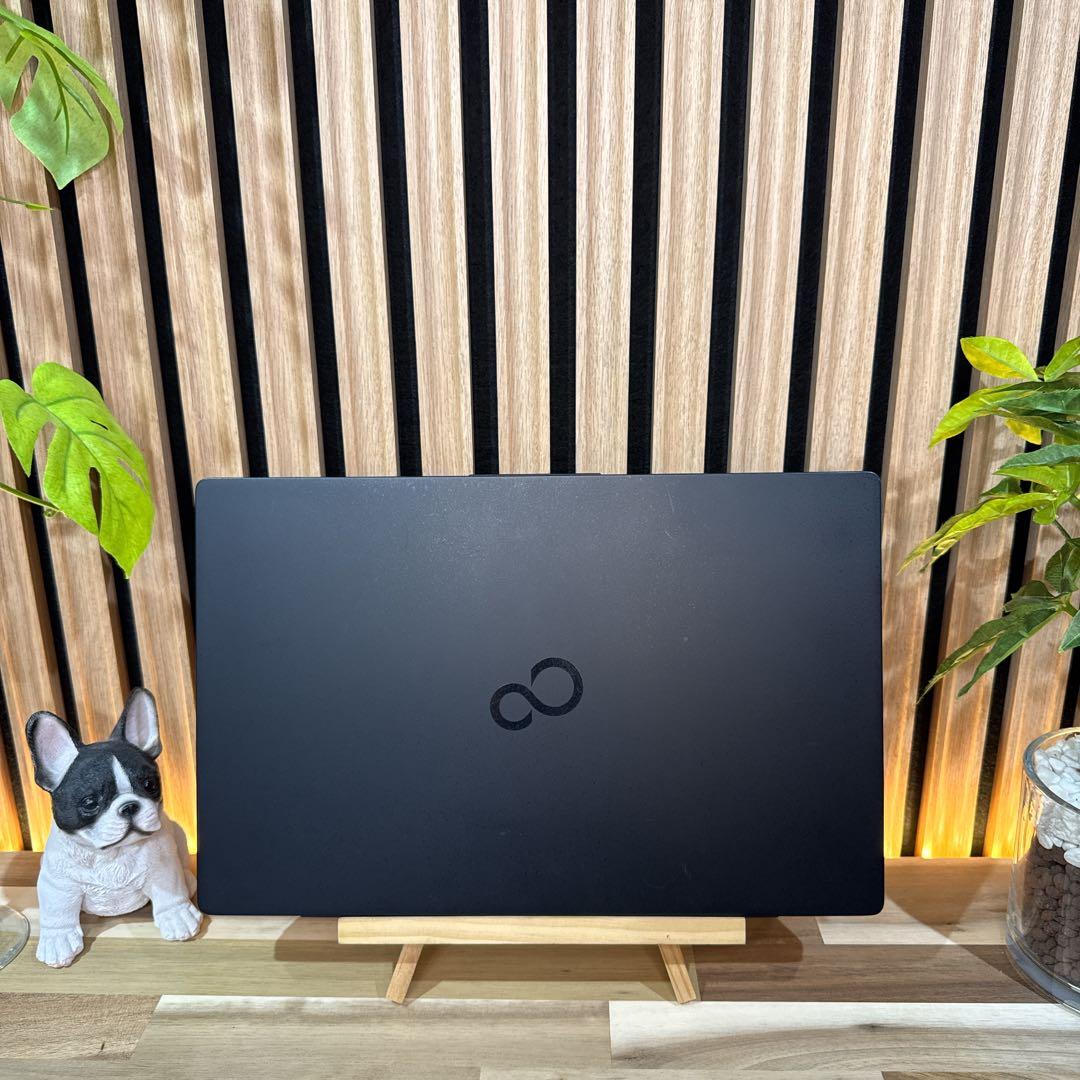 最上級品‼️LIFEBOOK☘️最高峰i7☘第11世代☘️フルHD☘最新ノートパソコン