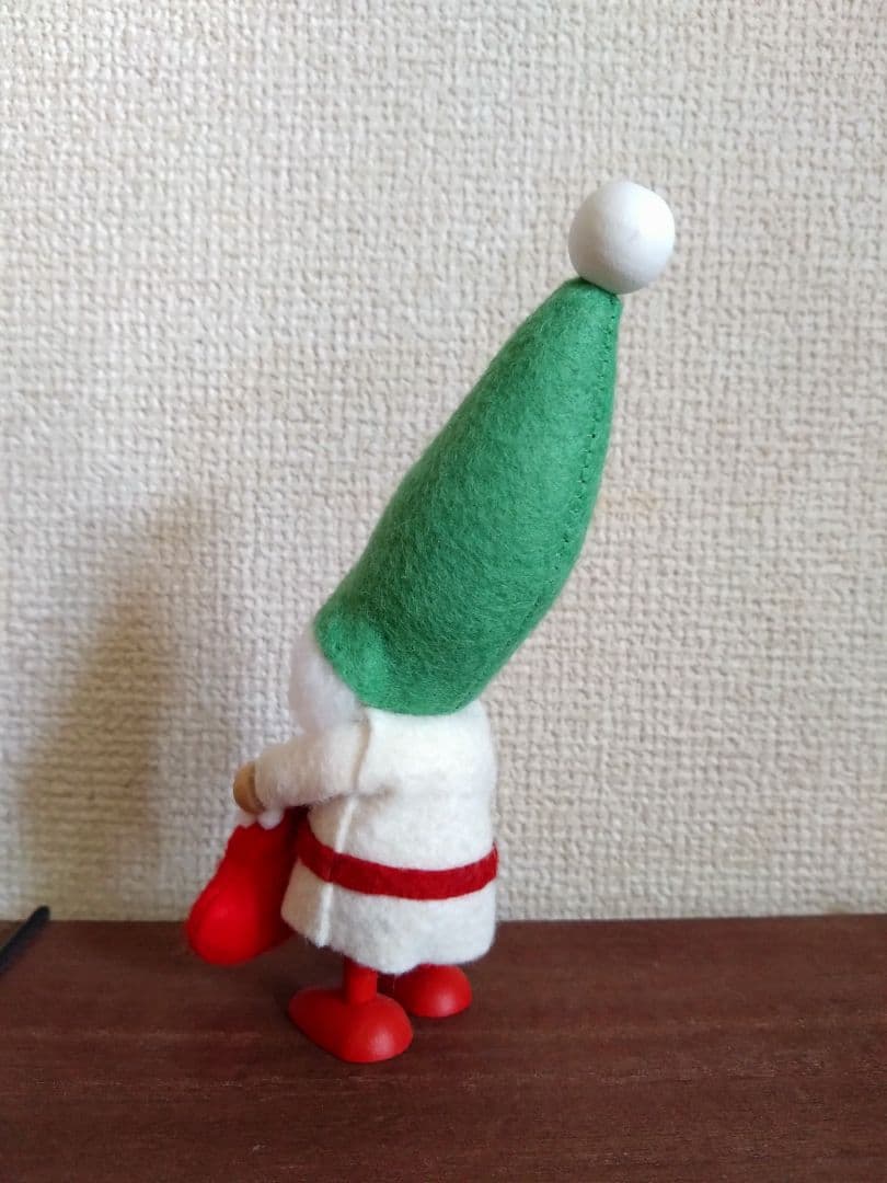 ノルディカニッセ　ニッセサンタ　2体　ギター　くつ下　緑帽子