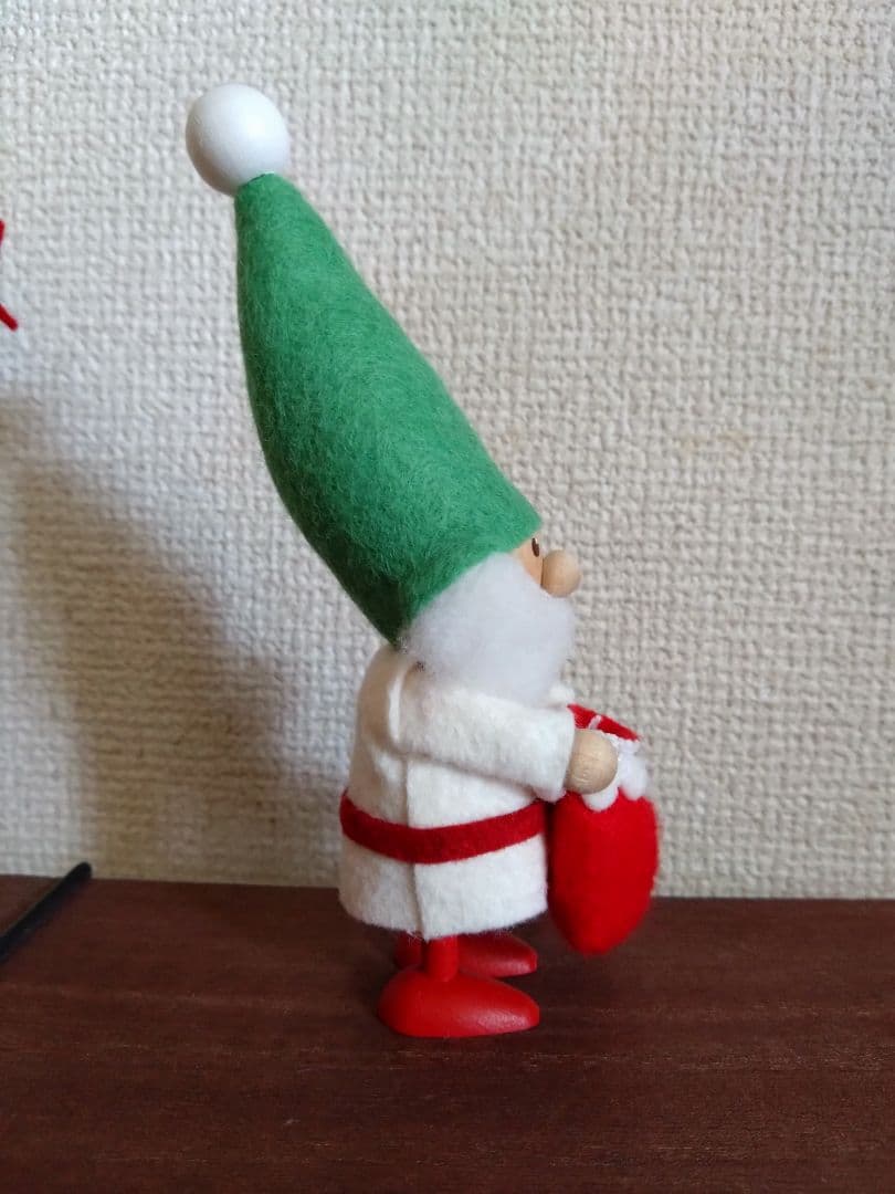 ノルディカニッセ　ニッセサンタ　2体　ギター　くつ下　緑帽子