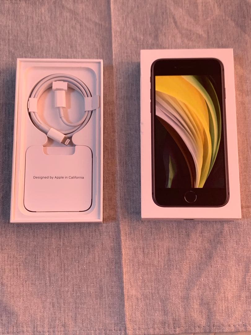 新品バッテリー交換済｜iPhone SE2 64GB ブラック SIMフリー