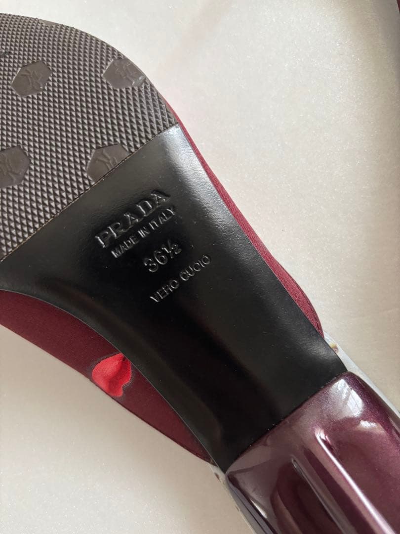 超美品　プラダ　PRADA リップ柄ミュール　90's vintage