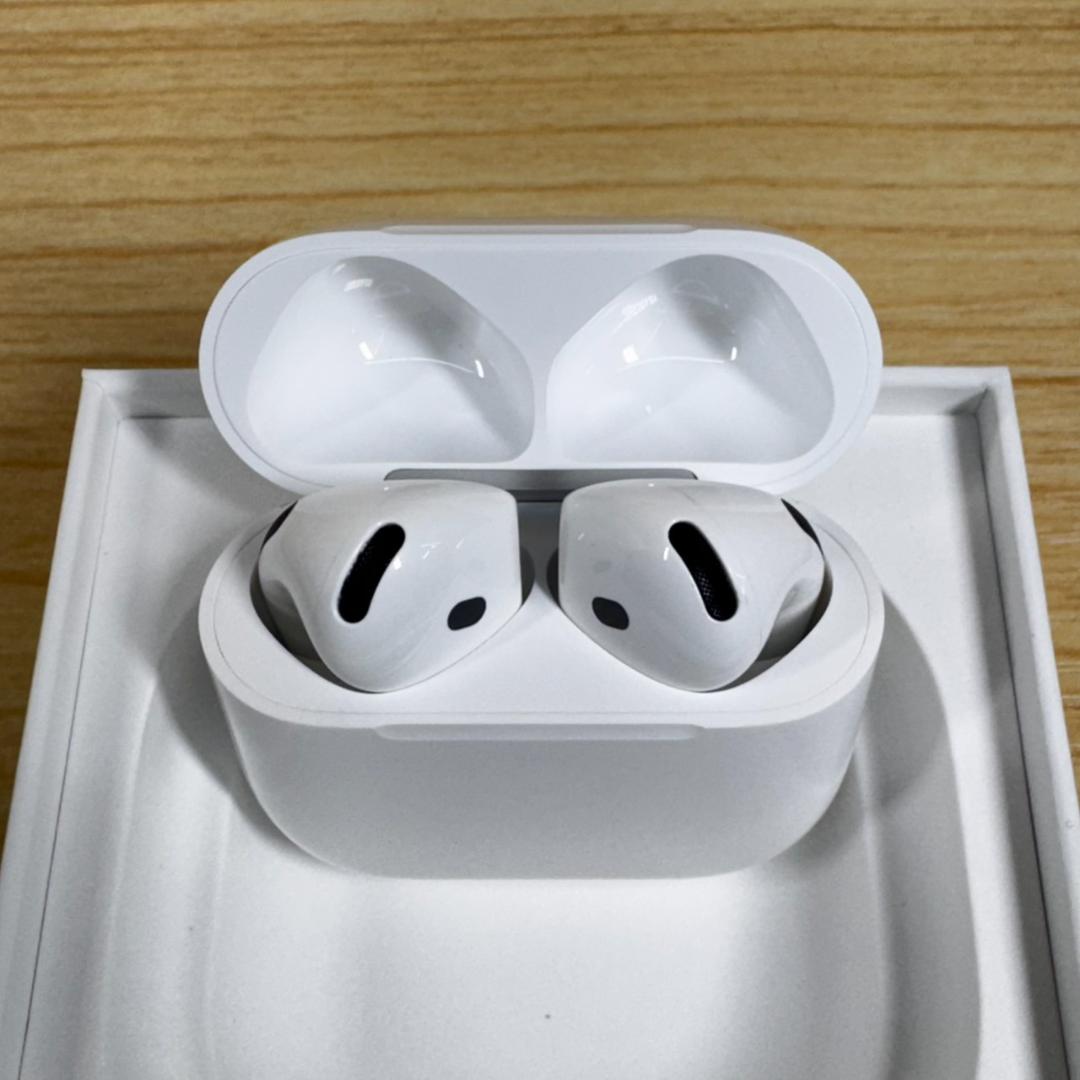 A6177 美品 Apple AirPods 4 (ANC)