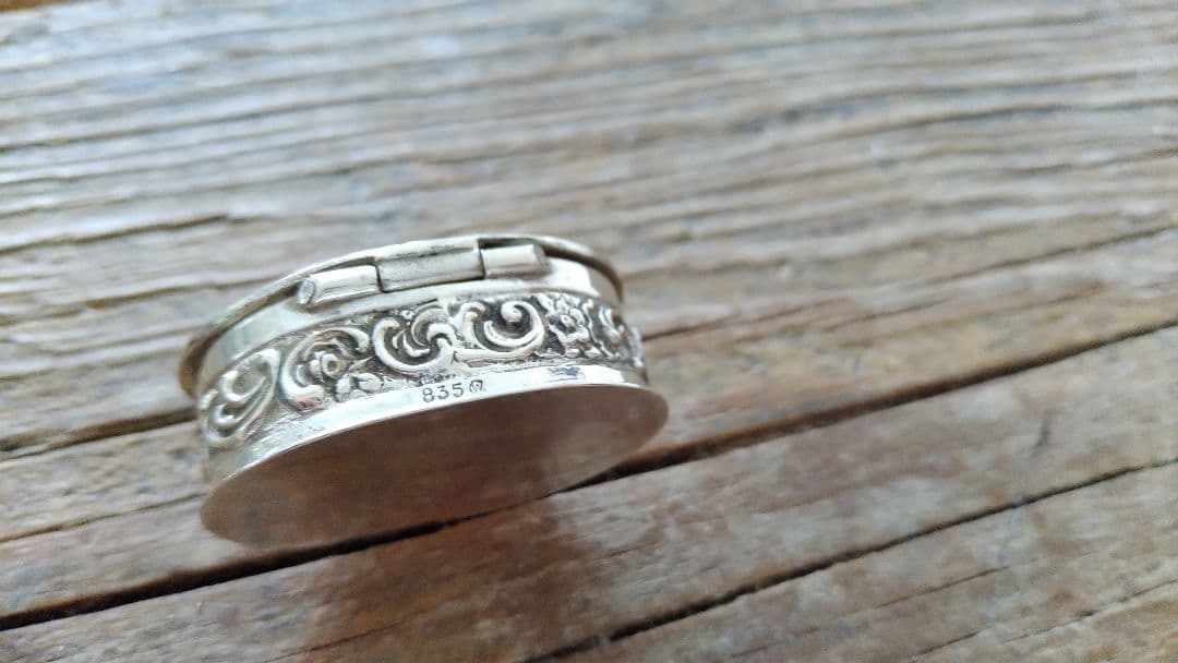 835 Sterling Silver Pill Box シルバーピルケース