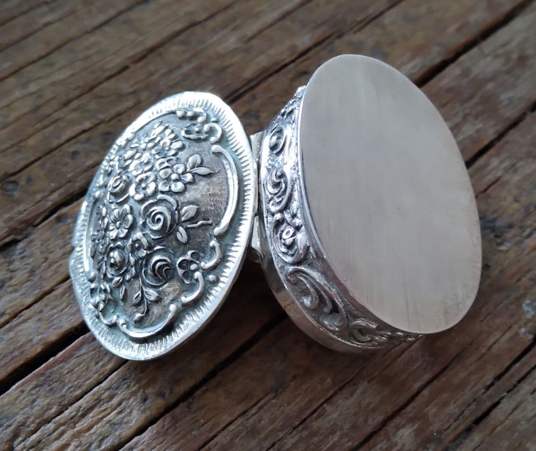 835 Sterling Silver Pill Box シルバーピルケース