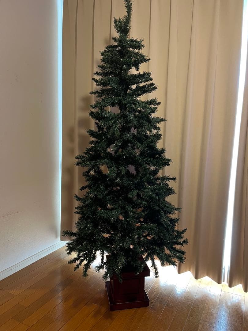 【いーゆーページ】ツリー180センチ　土台木製ポット　LEDライト付き