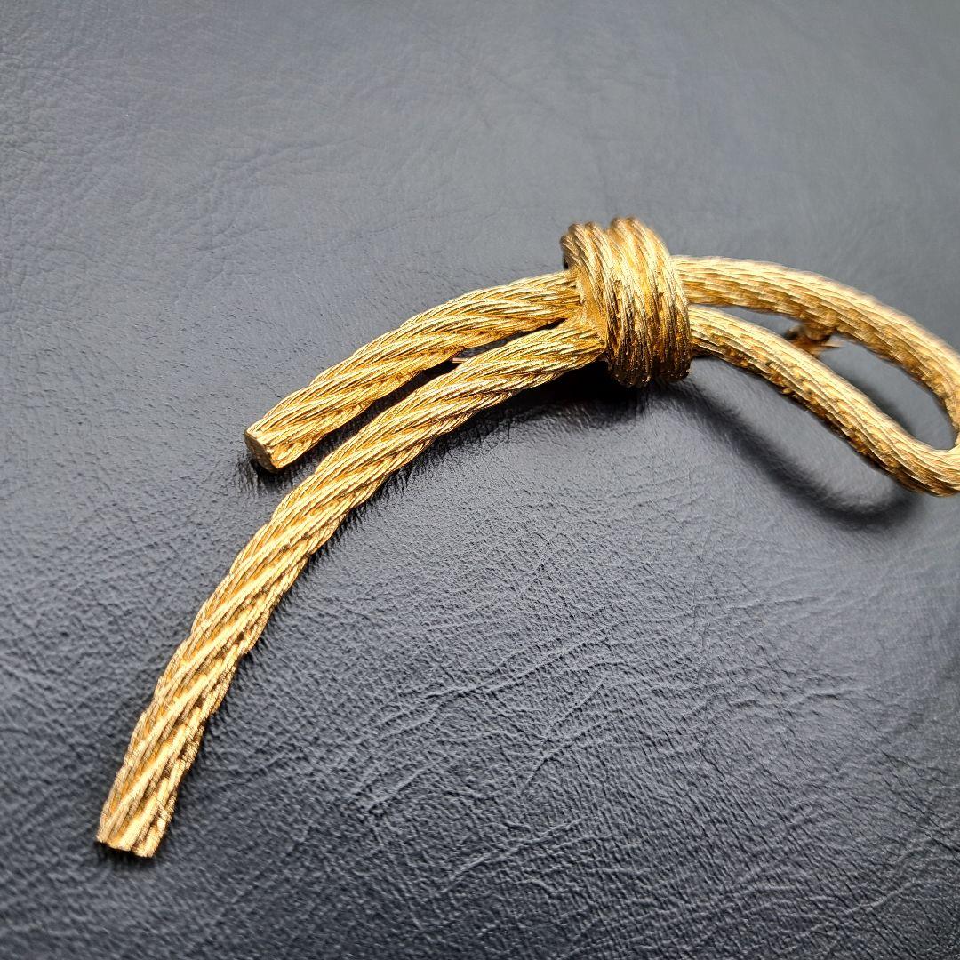 美品★箱付き Dior ディオール ブローチ ツイスト 結び 希少 ゴールド