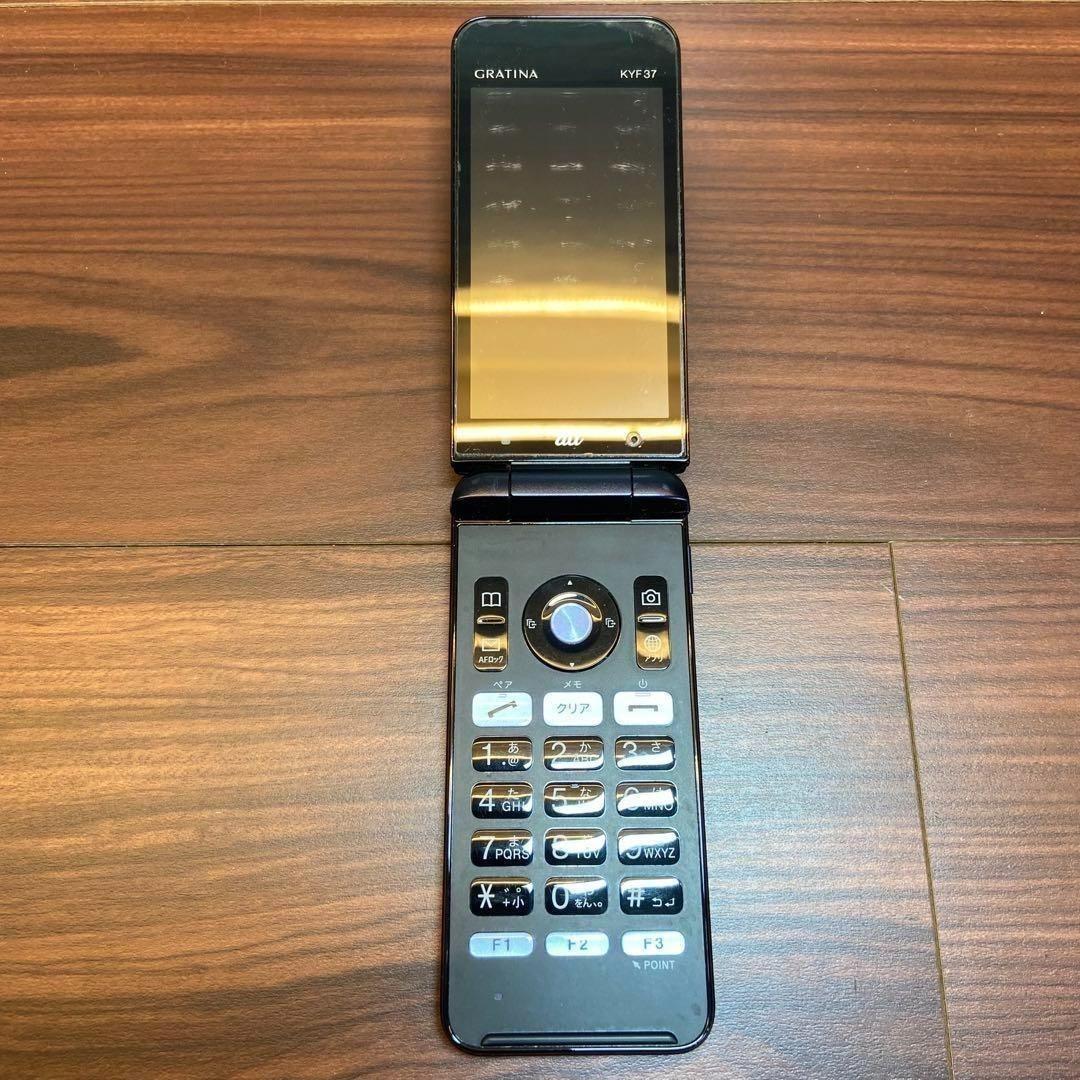 au KYOCERA KYF37SKA グラティーナ ガラケー 3477