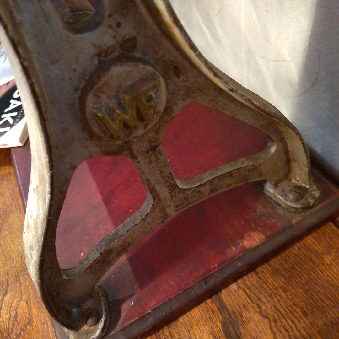 アンティーク　リボンカッター