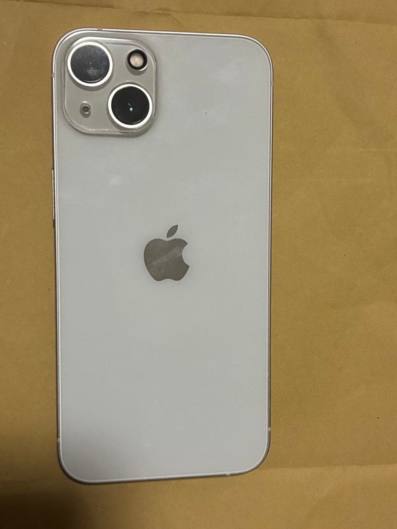 Apple iPhone 13 ホワイト 本体　即購入OK 再出品　キズ等無し