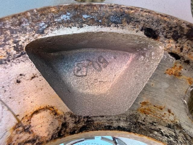 ノア ヴォクシー スタッドレスタイヤセット 195/65R15 2021年製