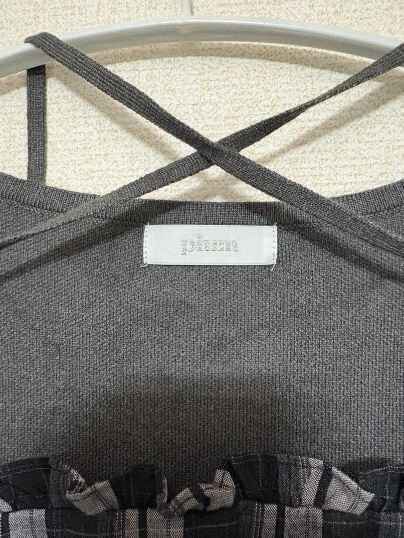 pium ビジューカーデ×チェックワンピセット