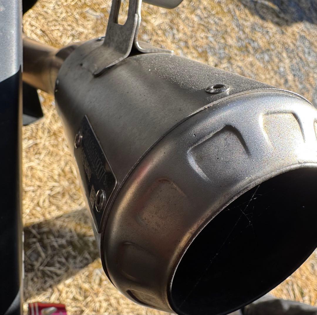 3日間限定！AKRAPOVIK スリップオンマフラー JMCA政府認証