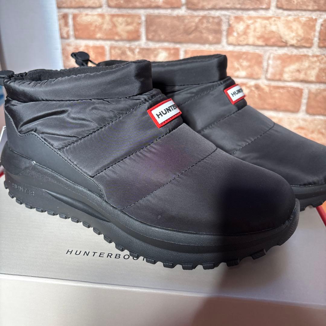 新品未使用タグ付きHUNTER スニーカー　パフド トラベル フロー トレーナー