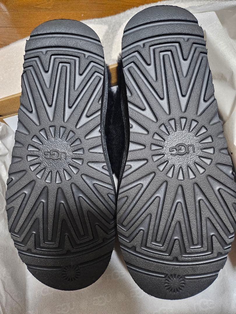 1度着用☆正規品UGGファンケット24㎝