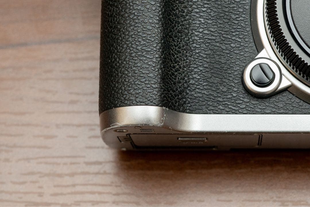 ★シャッター数少★富士フイルム X-T3 ボディ シルバー（レザーケース付）