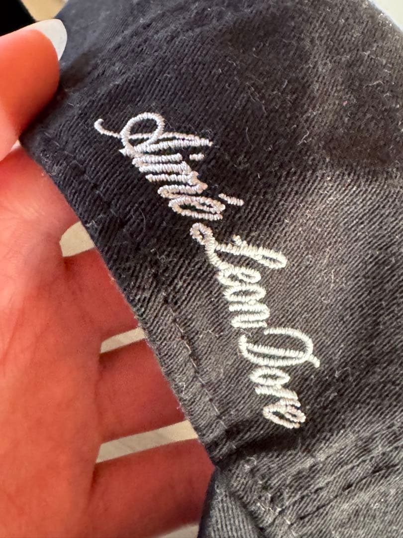 ニューエラ　エメレオンドレ