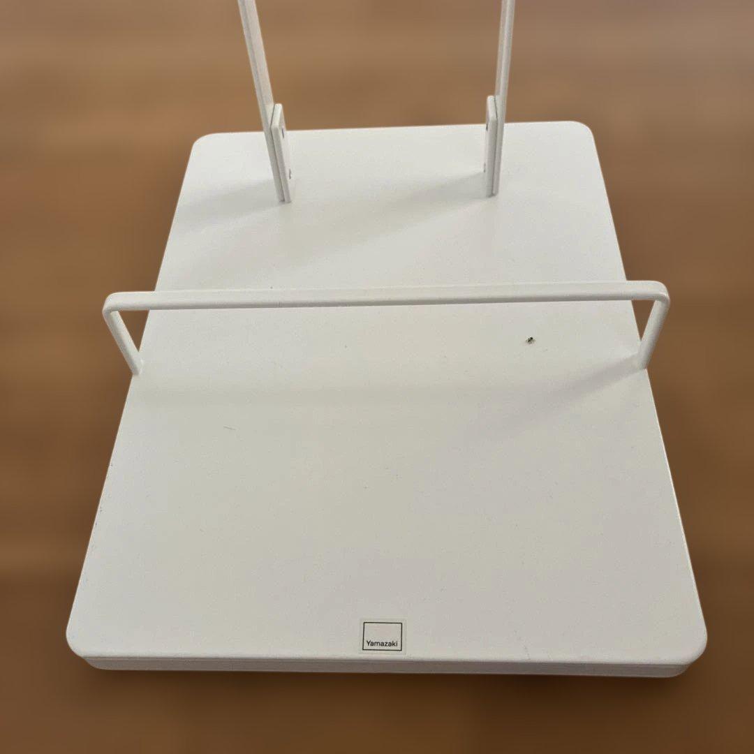 ダイソン　サイクロンV10 & Yamazaki コードレスクリーナースタンド