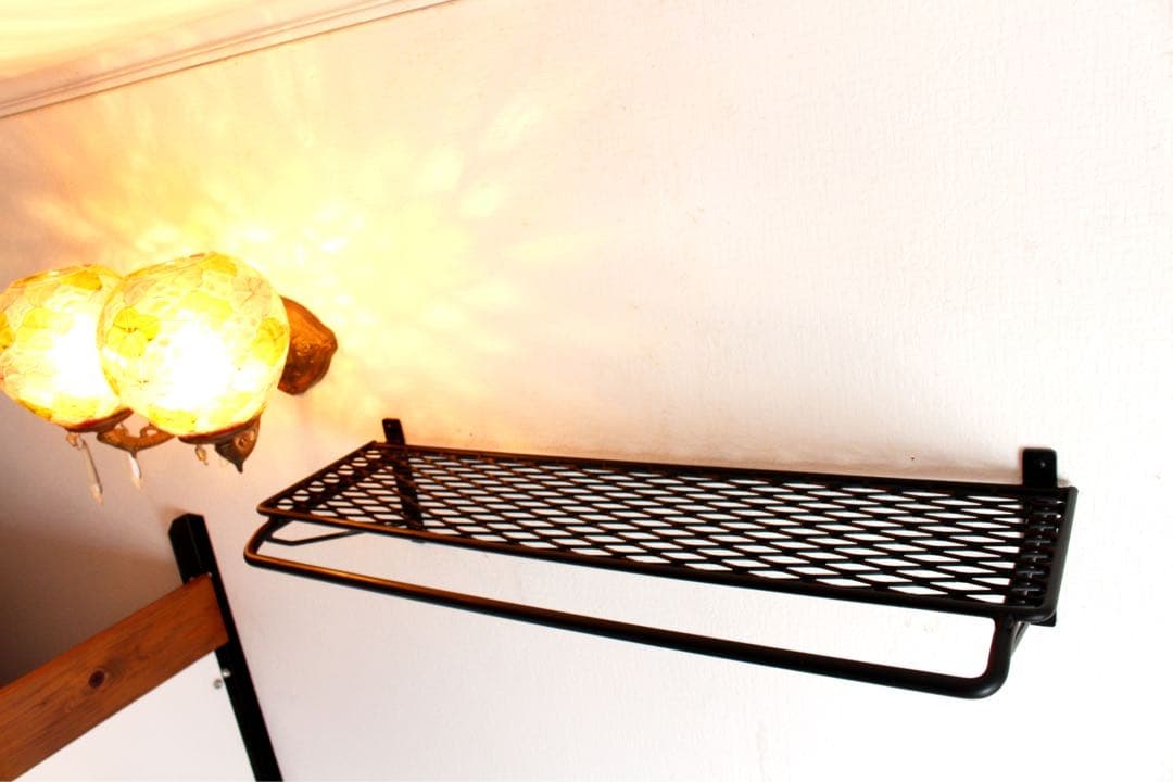 アイアン壁掛けハンガーラック・エキスパンドメタル棚・飾り棚