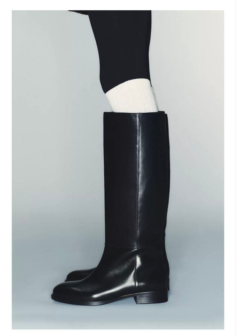 ZARA フラットリアルレザーブーツ　37 24㎝