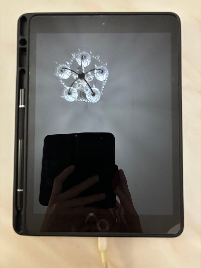 iPad 第7世代 32GB Wi-Fiモデル スペースグレイ