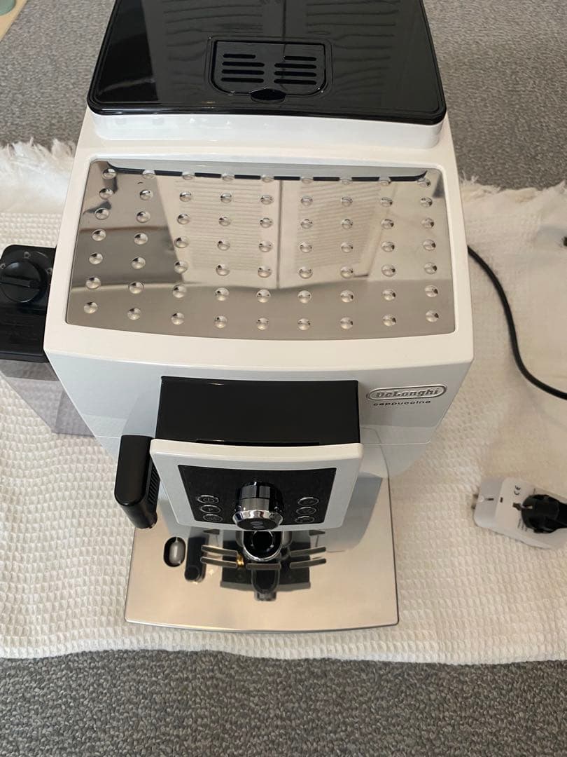 デロンギ　全自動カプチーノ機