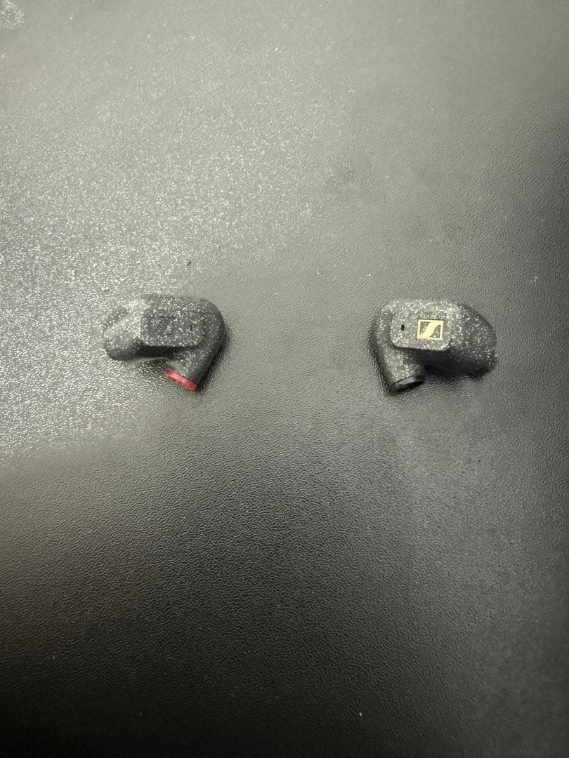 イヤホン SENNHEISER IE300