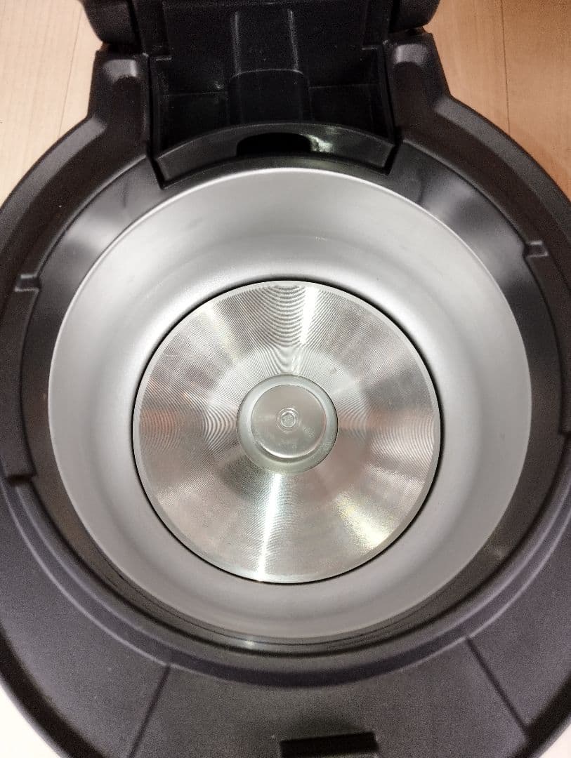 美品　 SHARP ヘルシオホットクックKN-HW10E-W