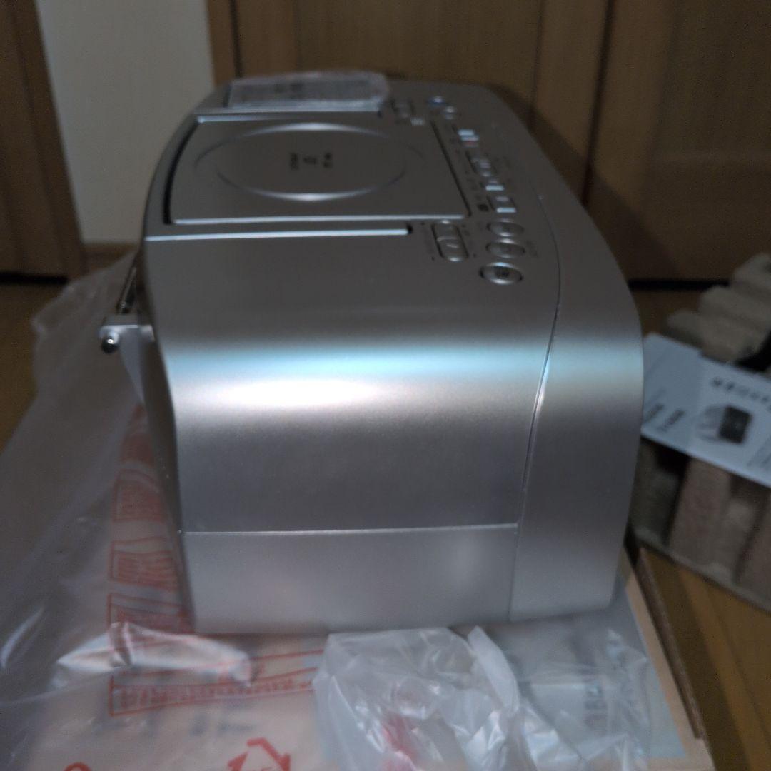 TOSHIBA　SD/USB/CDラジオ　TY-CWX80