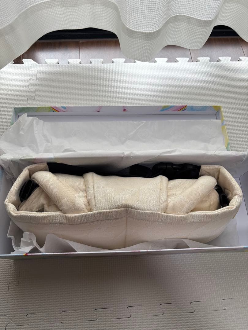 M【新品未使用】アーティポッペ抱っこ紐ザイガイストツイードW オーガニック