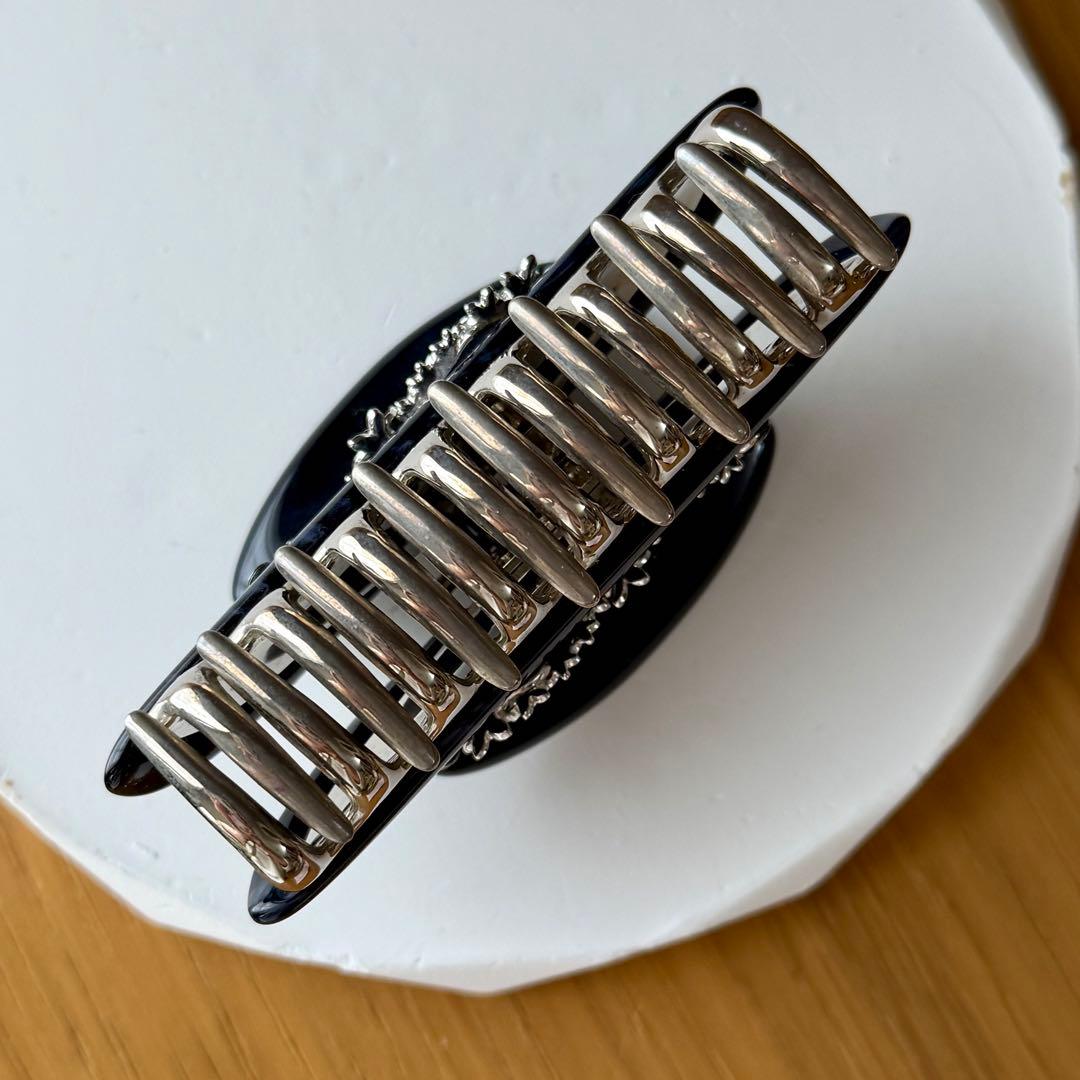 acca ヘアクリップ マーブル　ネイビー　シルバー フラワーモチーフ