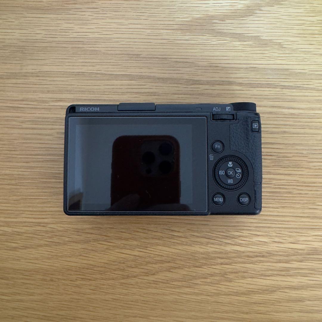 【だうすけ様限定】RICOH GR IIIx 純正ケース、予備バッテリー、充電器