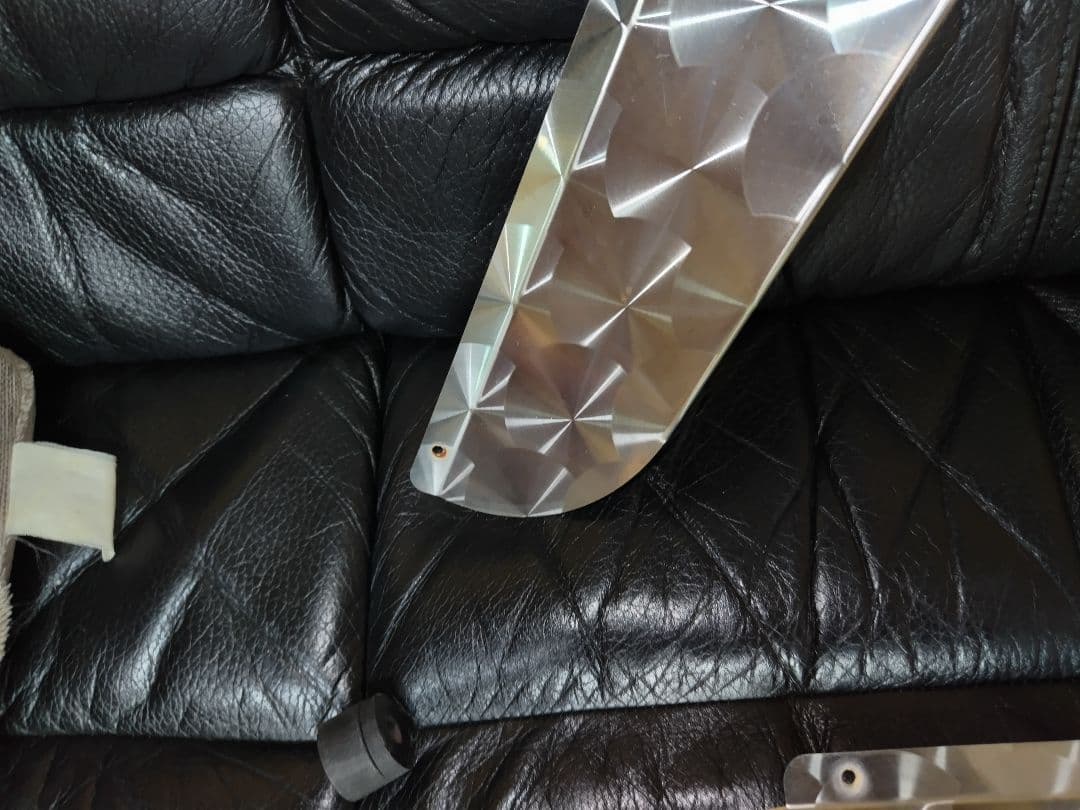 グラプロのドアバイザー