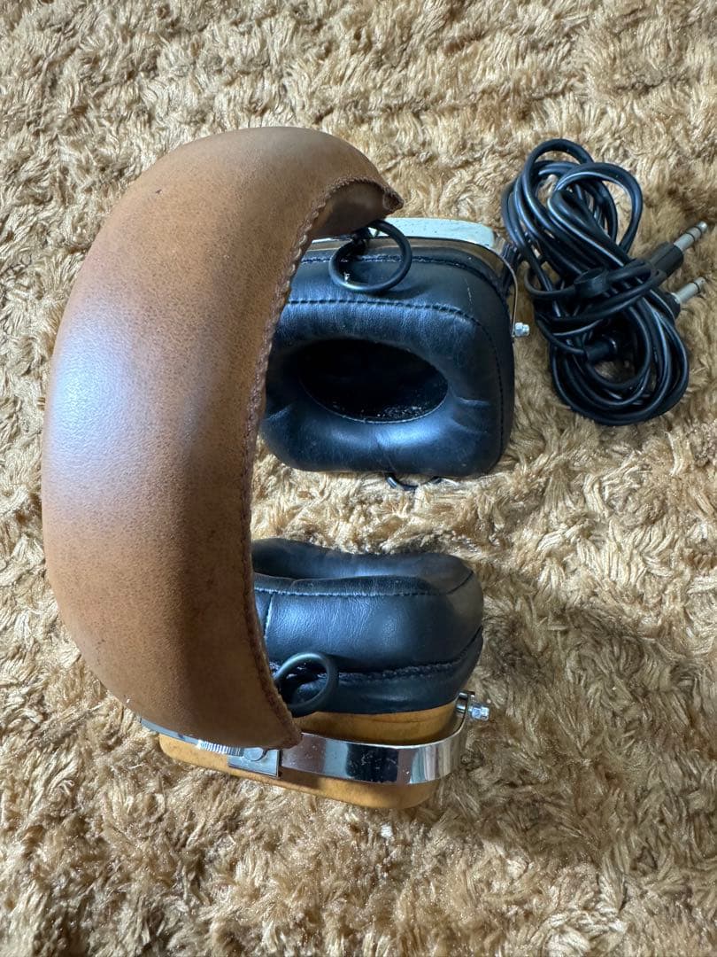 日立 HITACHI 4チャンネル ヘッドフォン HD-404