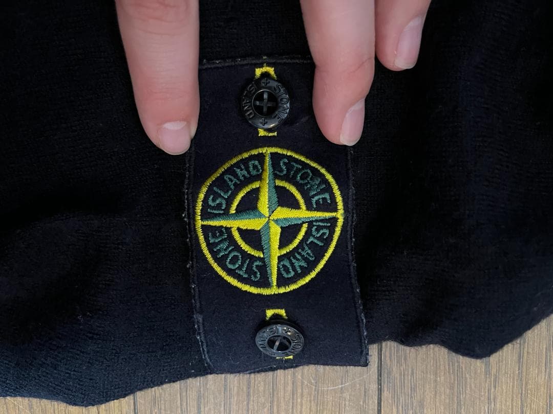 プ*店様 【美品・正規品・Mサイズ】STONE  タートルネック ウ